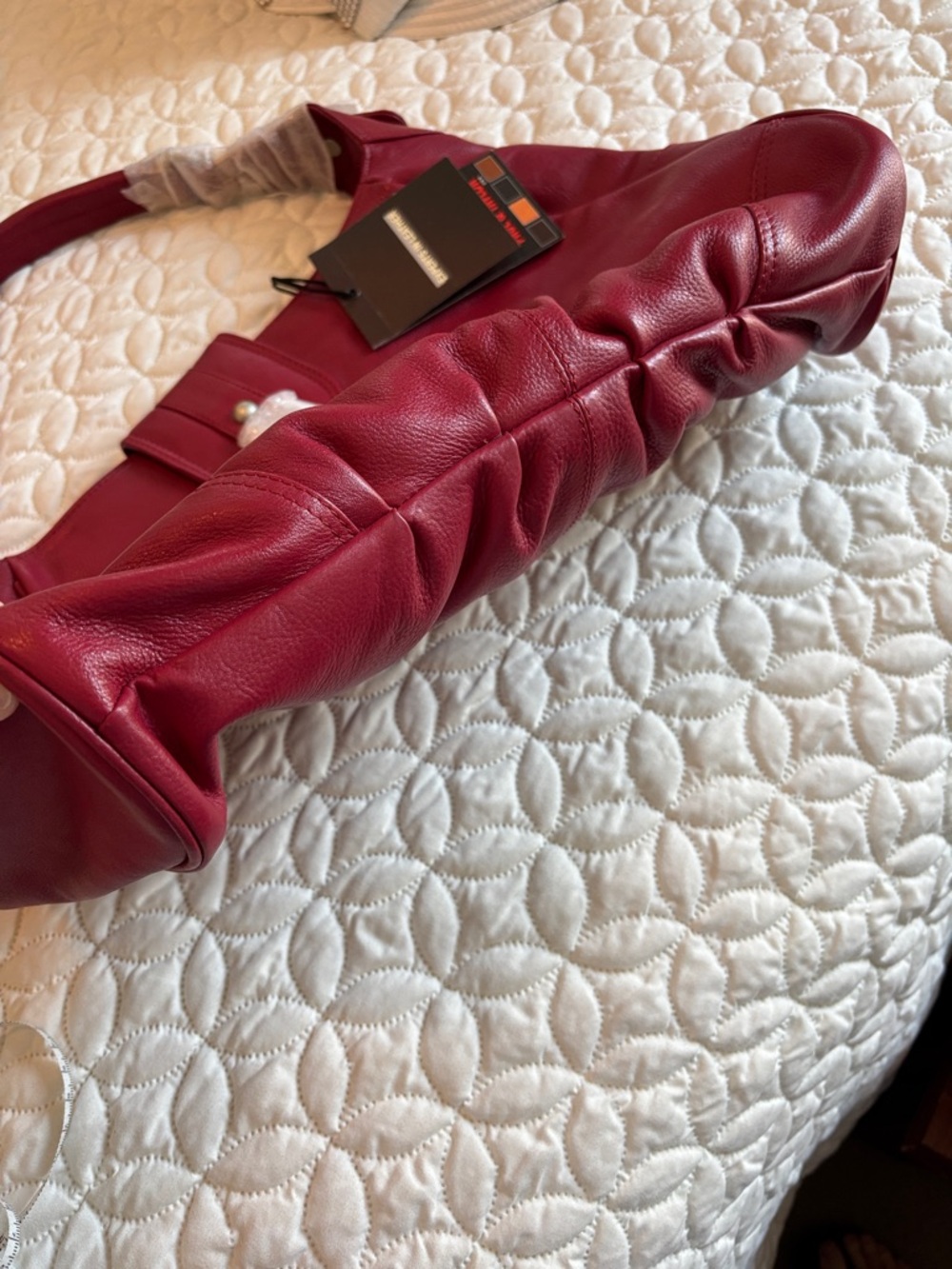 Red Leather Shoulder Bag - Picture 11 of 15